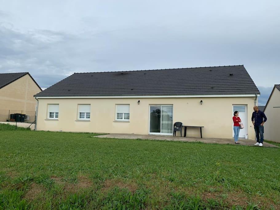 Une Maison Equipee Et Simple. Villa Nevers Exteriör bild